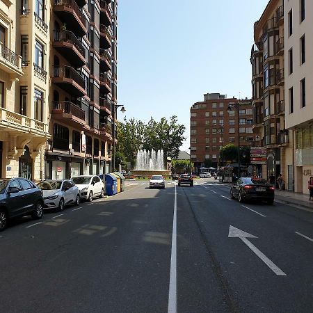 Apartamento Murrieta Logroño Esterno foto